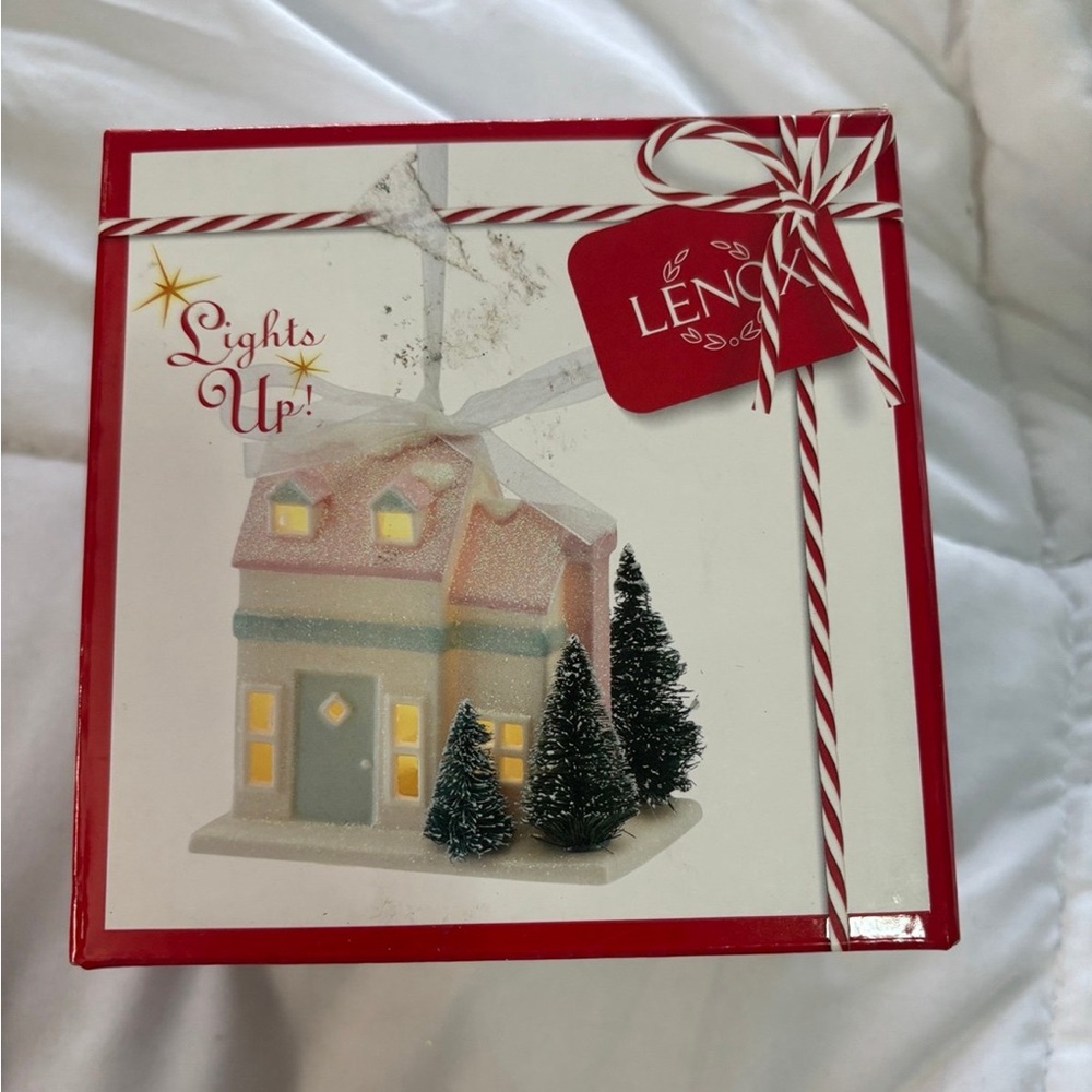 Lenox Light Up Cape Cod House Ornament Christmas Holiday Warm White 3"